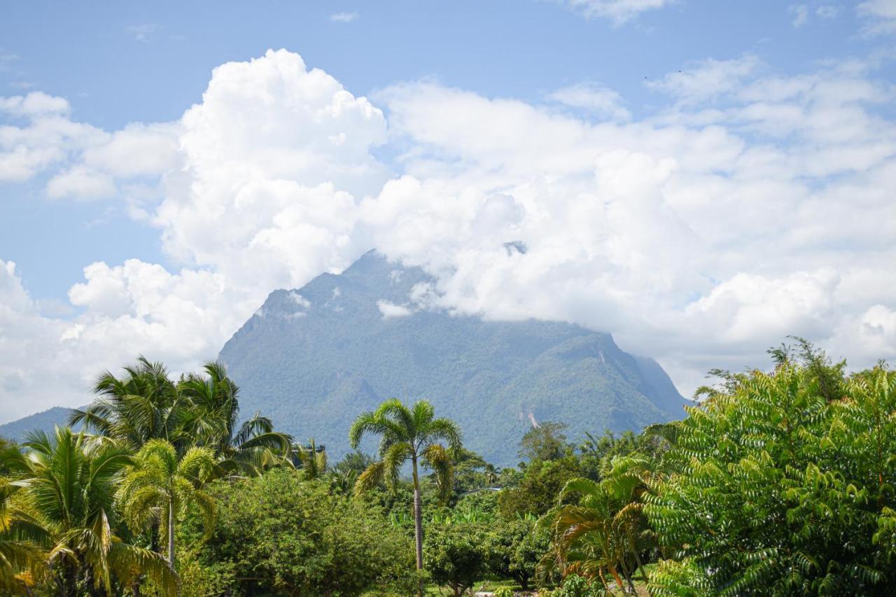 Wichouda Homestay เชียงดาว ภายนอก รูปภาพ