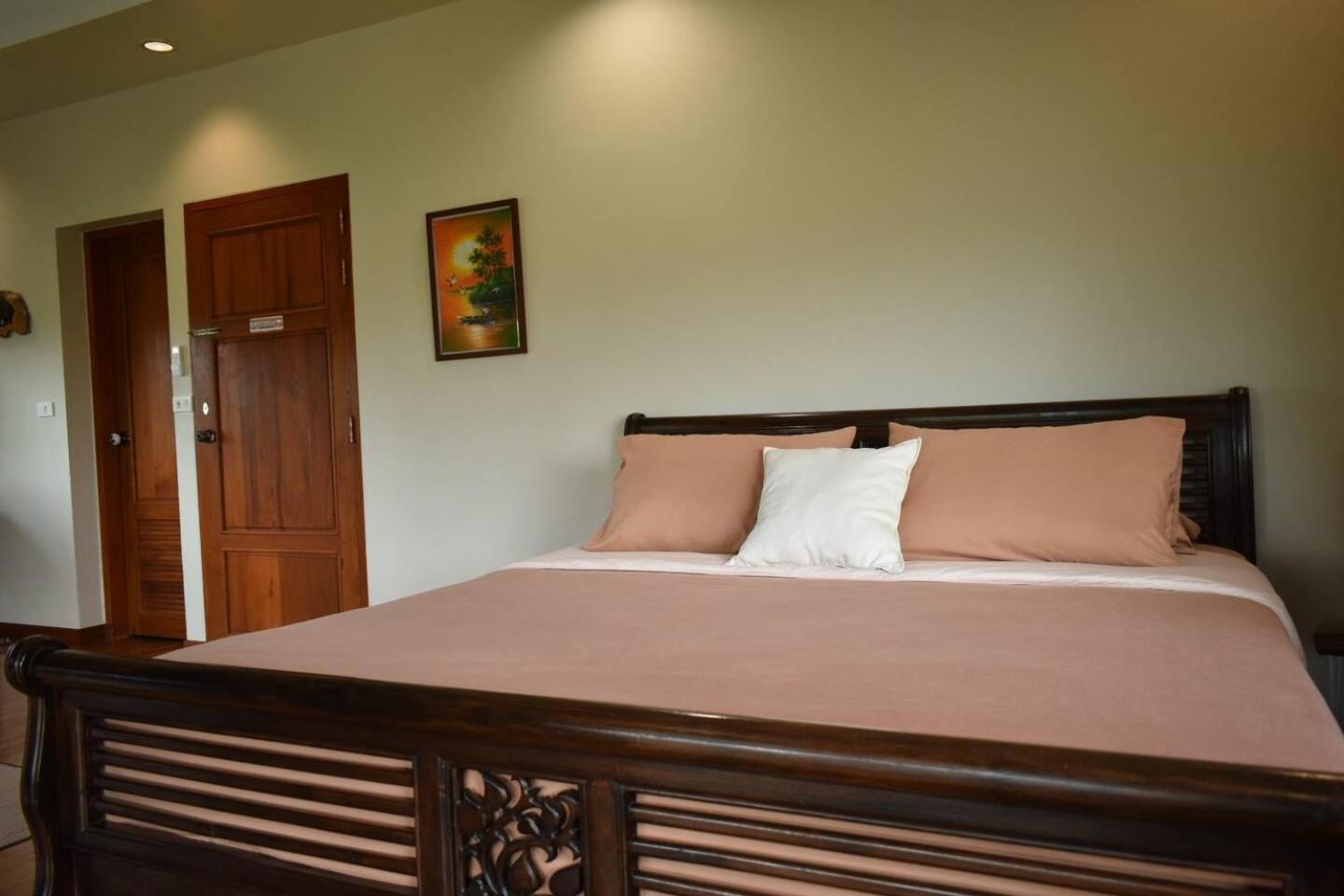 Wichouda Homestay เชียงดาว ภายนอก รูปภาพ